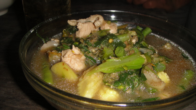 แกงอ่อมไก่ ในวันที่อึมครึม