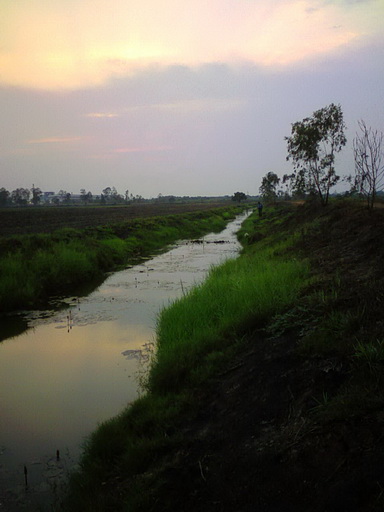 เส้นบ้านสร้างปราจีน