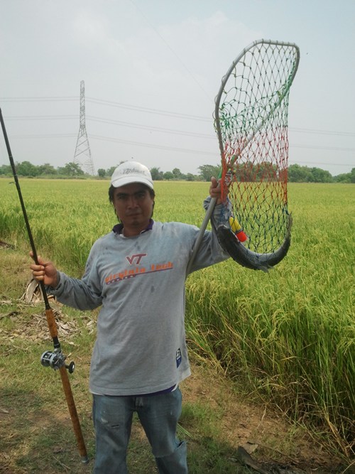 Small Gub Fishing Team บ่อดิน