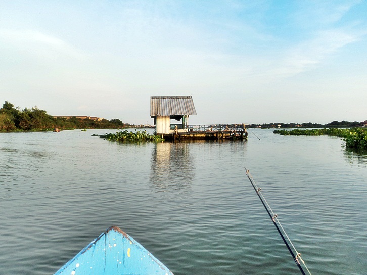 ไปเรือนแพกันมาครับ