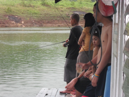 ลองส่งดูคับ เพรชฟ้า 