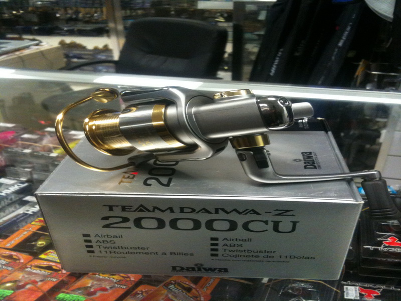 น้าๆครับ TEAM DAIWA -Z 2000 CU ราคาเท่าไหร่ครับ 