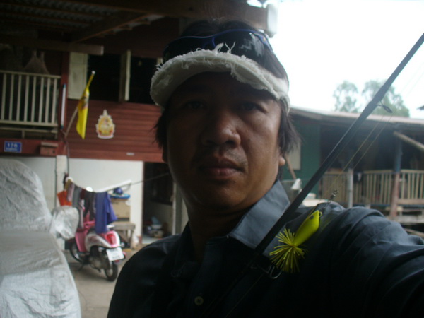 ตัวต้นเหตุ *-v-*   เหลืองแตกลายงา