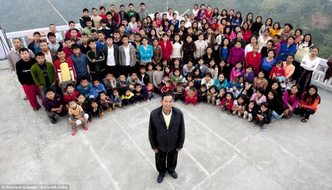 ครอบครัวใหญ่ที่สุดในโลกเมีย39ลูก94