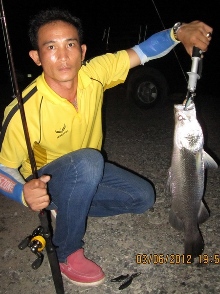 ตกกระพงครับผม (น้องใหม่ฝากเนื้อฝากตัวด้วยครับ)