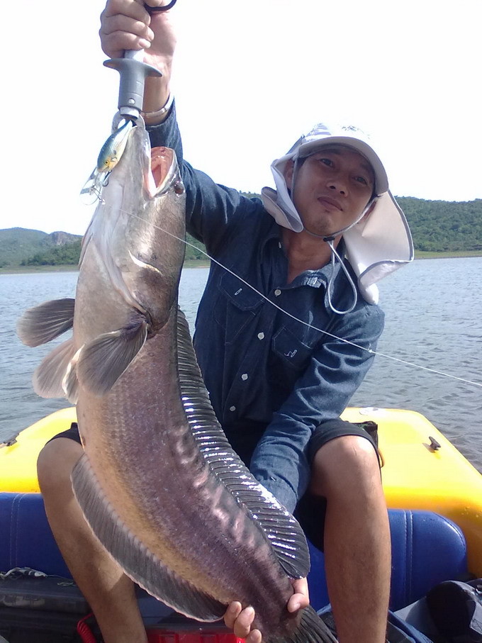 จิบตัวแรกในชีวิต...ผมทำสำเร็จแว๊วววววววววววว......