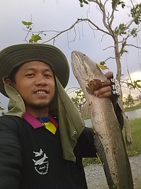 ว่างๆ ซ้อมมือเล่น by ดองเค็ม