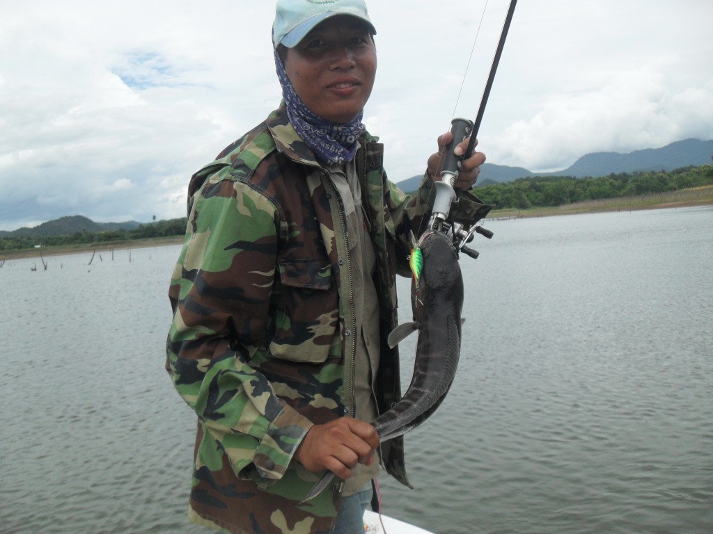 โดดงานไปขุดแห้ว