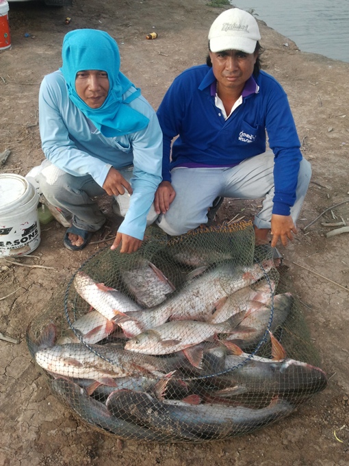 Small กรึบ Fishing Team เก็บตกครึ่งปี 55