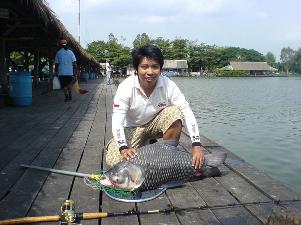 หาเพื่อนไปบึงสำราญ