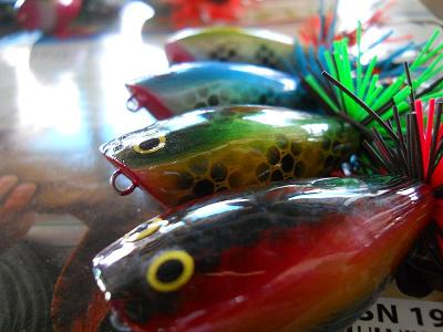 ส่งสักครั้งนึงครับ เหยื่อ จาก ยาง SUEMJOOB  phitsanulok fishing Team