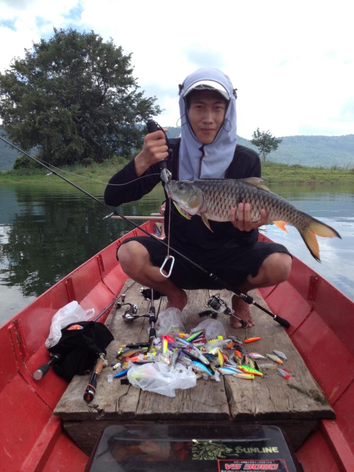 นิดๆ หน่อยๆ พอได้เฮ ณ เขื่อนอุบลรัตน์ by พันไม้ทีมร้อยเอ็ด
