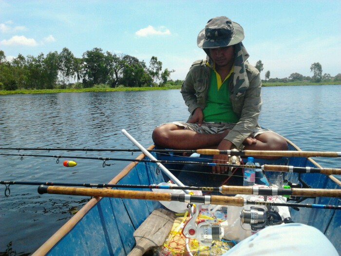 เกื่อบขาดทุน 23-09-55