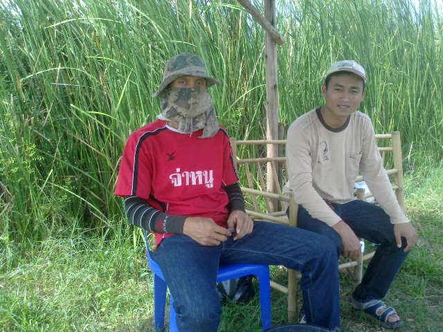 ภาพรวม ณ บ่อตกปลานทีกานต์  แมทซ์เปิดบ่อ 3,000 บาท( ครั้งที่ 2 ) วันที่ 21 ต.ค.55