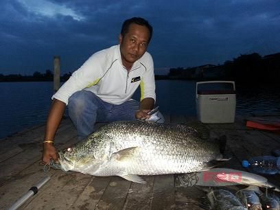 ผู้ปิดฉากบึงใหญ่80ไร่ 23.10.55