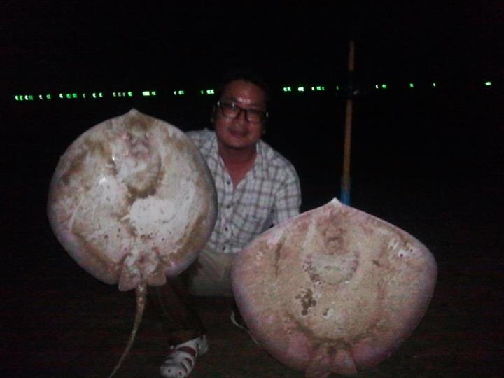 หาเช้ากินค่ำ..หาค่ำกินเช้า..ลำบากนะเนี้ยเป็นนักตกปลาอะ!^^