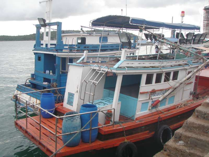 หาเรือใหญ่ออกเลตกปลา