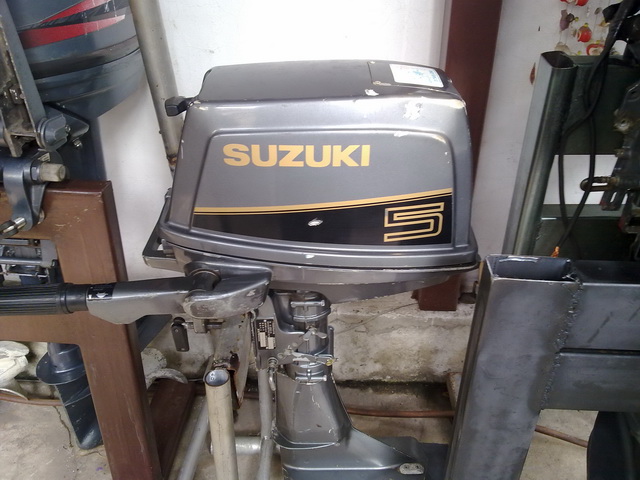 เครื่อง suzuki 5 hp 2 จังหวะ ใช้ 2T 
