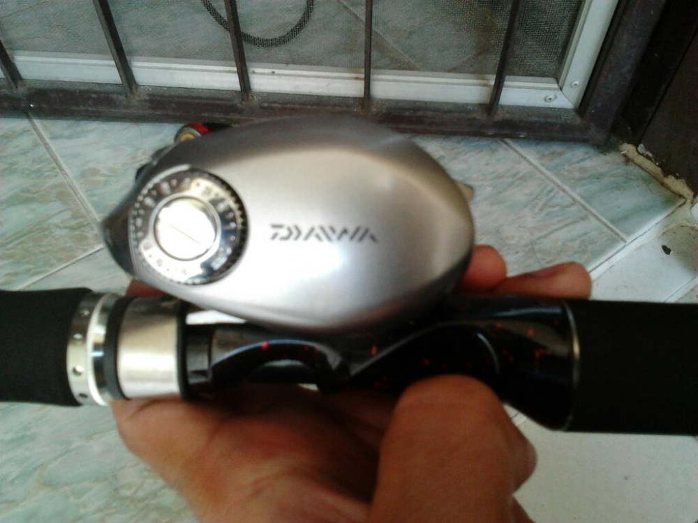 DAIWA LAGUNA 100H