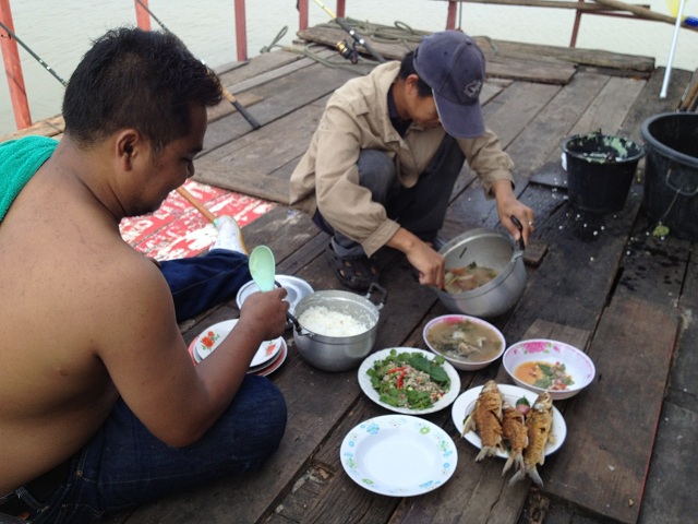 เปิดฤดูกาลแพพ่อมดบางไทร