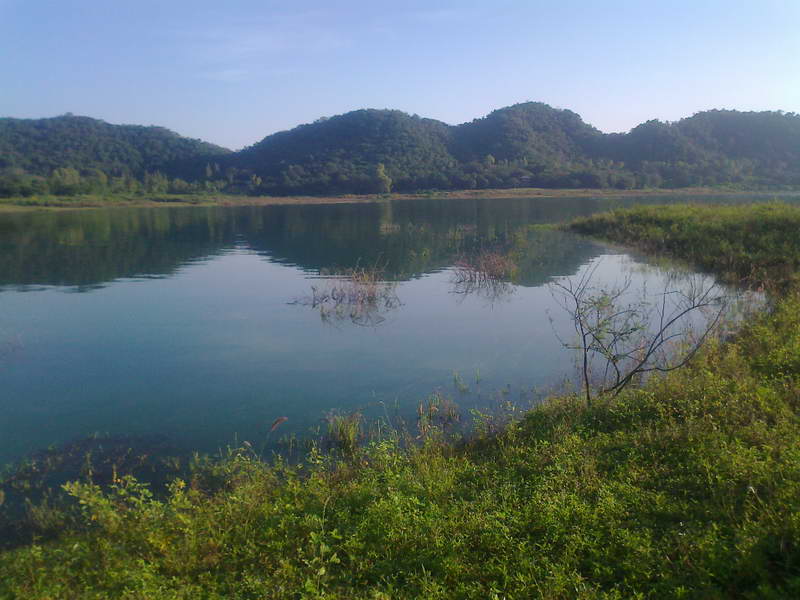 วันนี้(10/12/55)ที่เขื่อนปราณ(ฉ่องบางแก้ว)