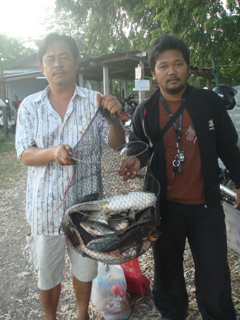 เสาร์-อาทิตย์ 22,23 - 12 - 12 ที่บ่อหนุ่มฟิชซิ่งบางวัว(บ่อรวม)
