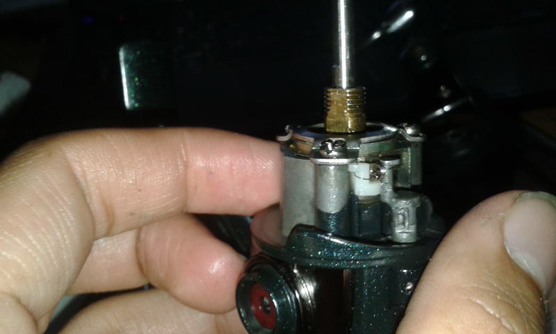 ขอความช่วยเหลือรอก bogan  poiserroc 1000