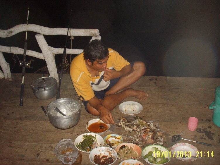 บ้านหาดแตง