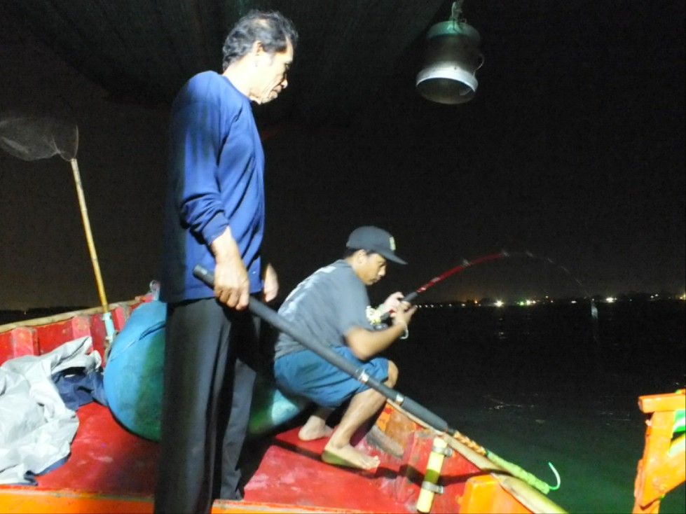 จัดหนักกับเรือโชคอารียา โดยไต๋เลี้ยง