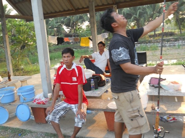 ไปบ่อปลาไทยฟิชชิ่งสระบุรีมาครับ 2 (จัดเต็มครับ)