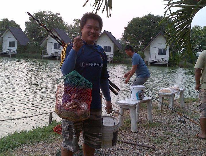ตกปลานิลบ่อสุนทรีกินดีจริงๆนะ