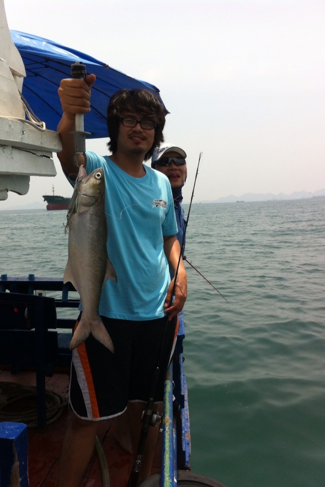 หนึ่งคืนหนึ่งวันหนึ่งตัวที่สีชังไอส์แลนด์
