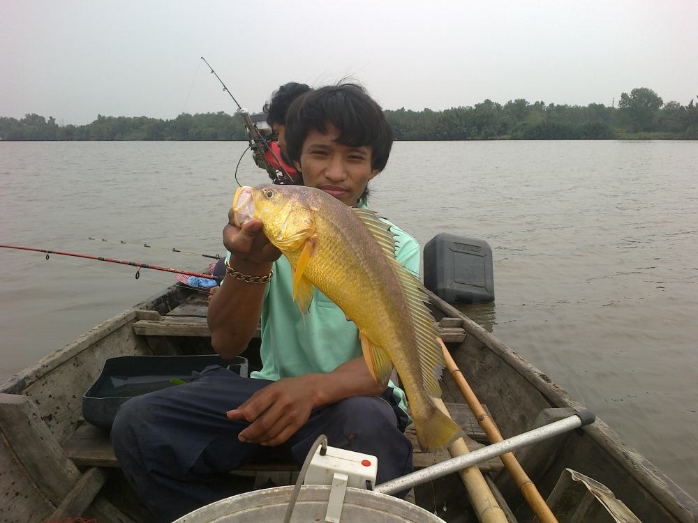 พักผ่อนสงกรานต์ กับไต๋สัง บางปะกง