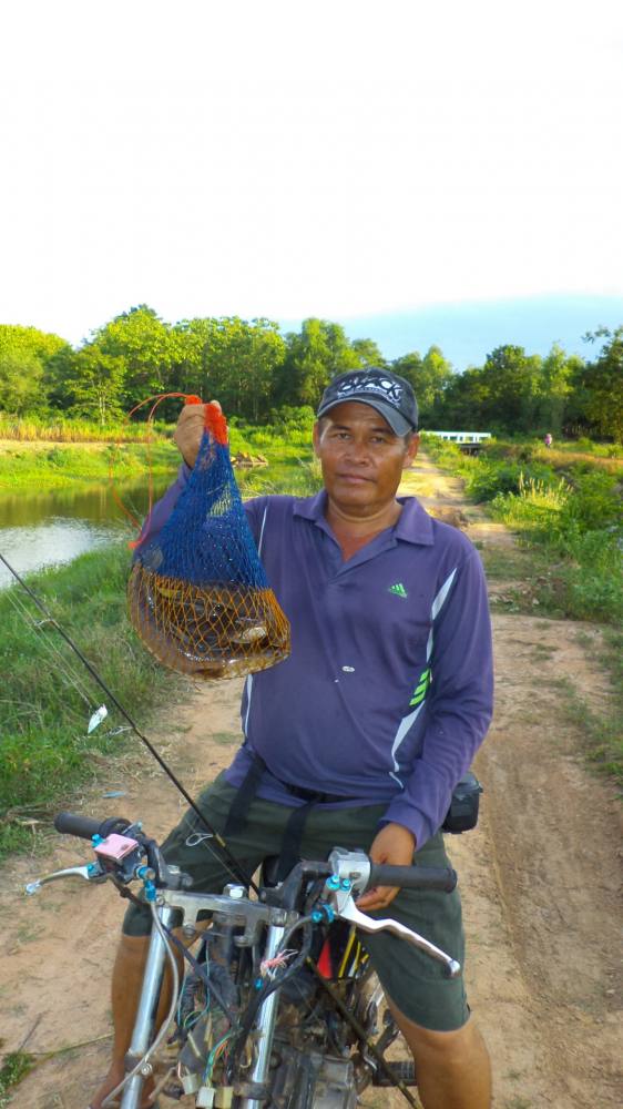 **... แว้นซ์ 2 ล้อ 2 คน 2 คัน มันส์ดี  ...**