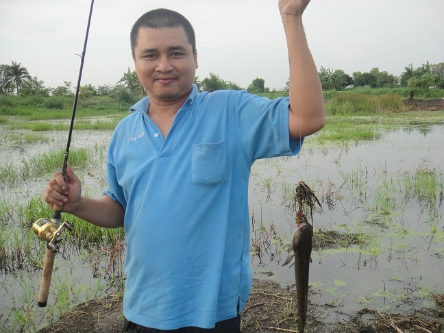 คันคะเยอสำรวจหมายข้างทาง(พานทอง)