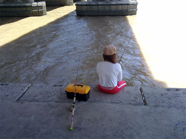 สะบายๆที่ท่าสะอ้านครับ...