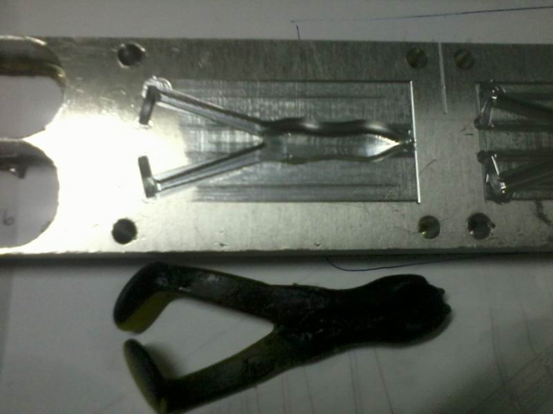 ผมลองทำดูครับ  Mini trode เขียนแบบเองทำแม่พิมพ์CNCเองเลยครับติชมด้วยครับ