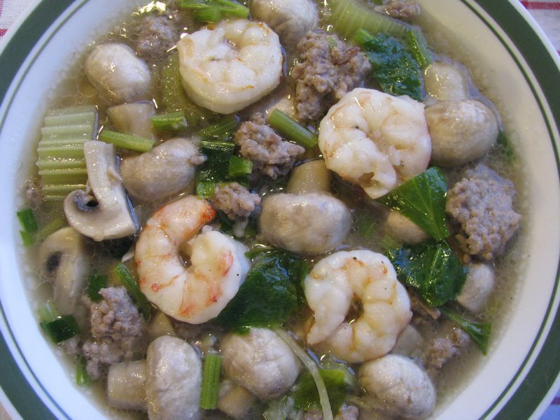 ข้าวต้มทรงเครื่อง