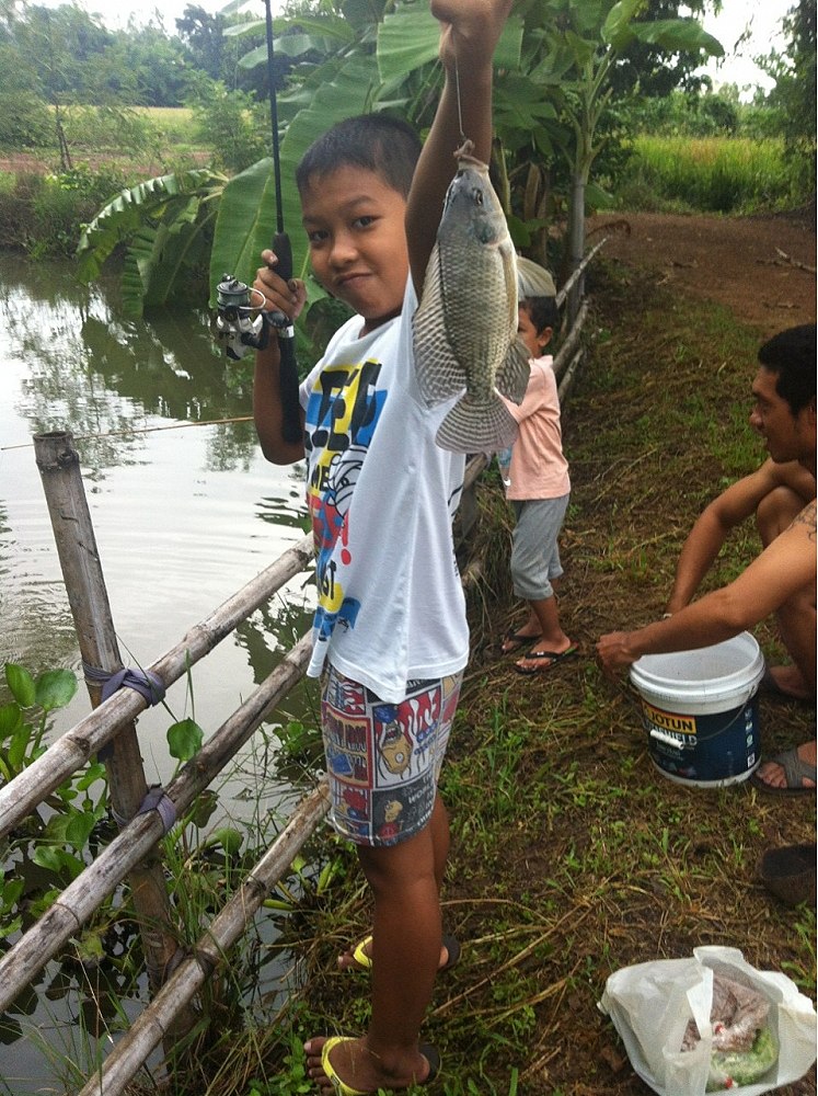 เด็กสร้างหมอต้อมตอนตกปลาอากับหลาน
