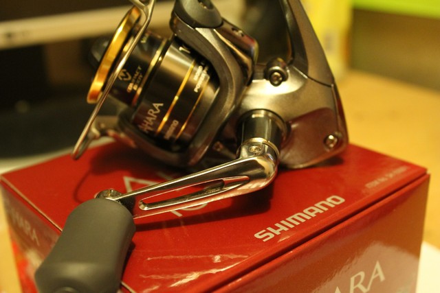 น้าน้าช่วยแนะนำทีครับ daiwa aird 1000 กับ shimano sahara 1000 fe