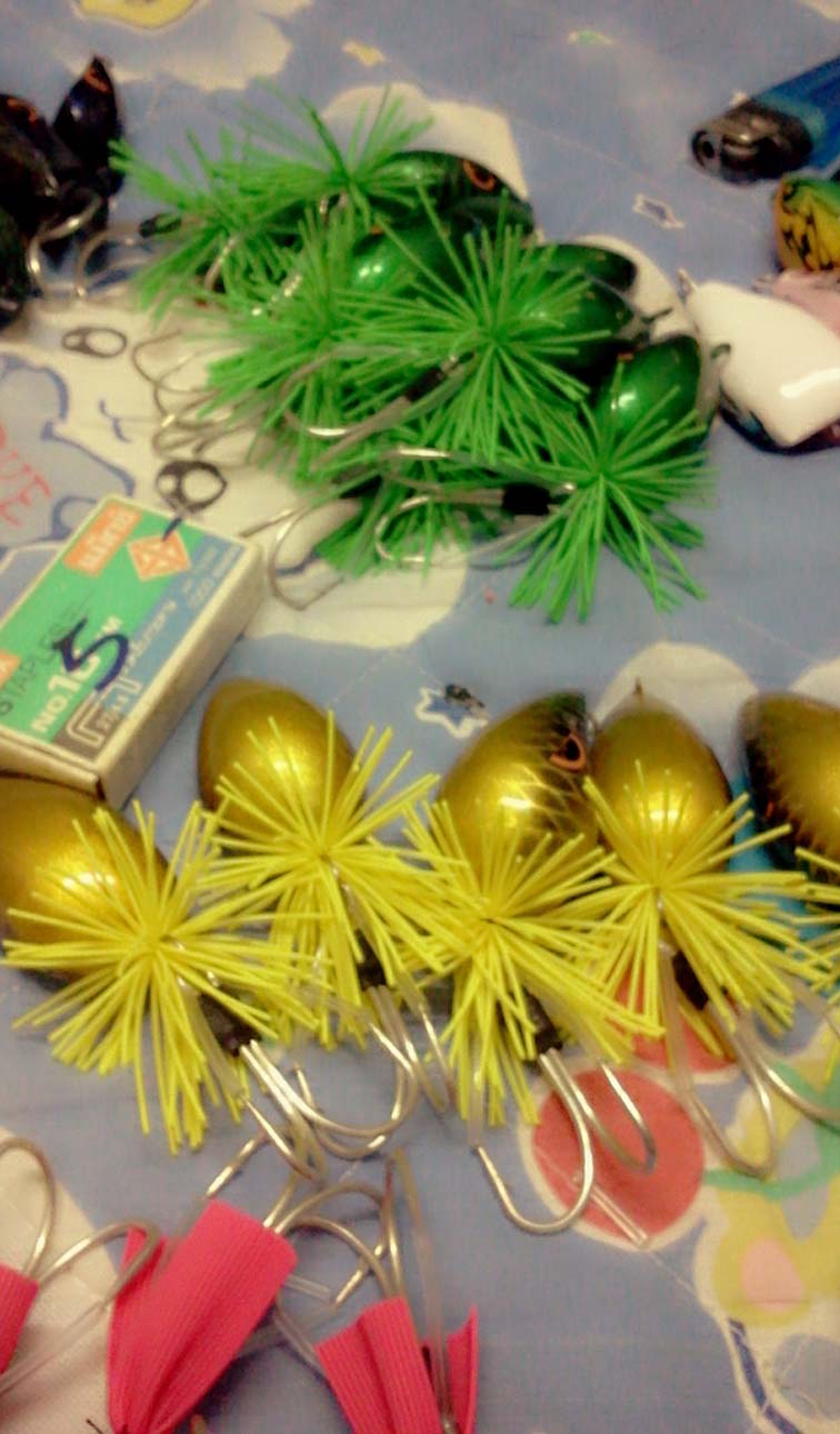 หยดน้ำ & หนู Hunter lure frog jumps