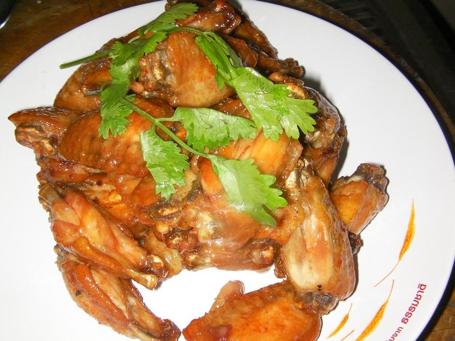 ปีกไก่เค็มหวาน 