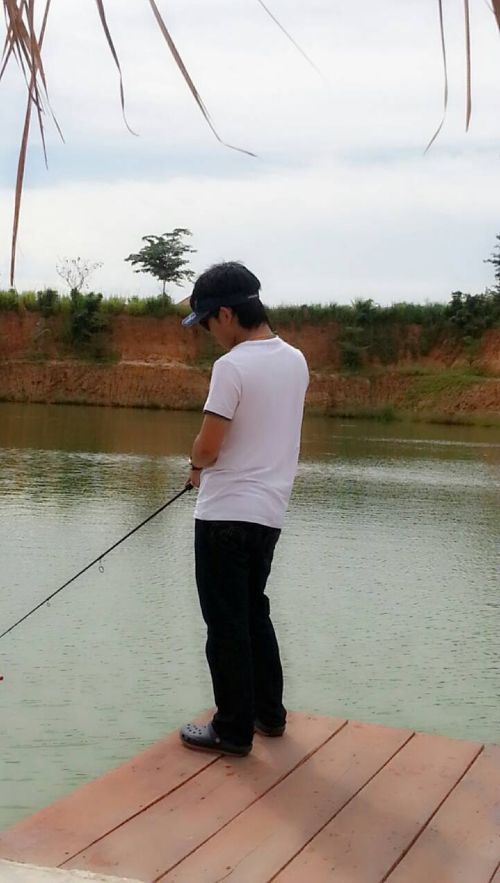 GIANT FISHING PARK  (หนังดองครับ)