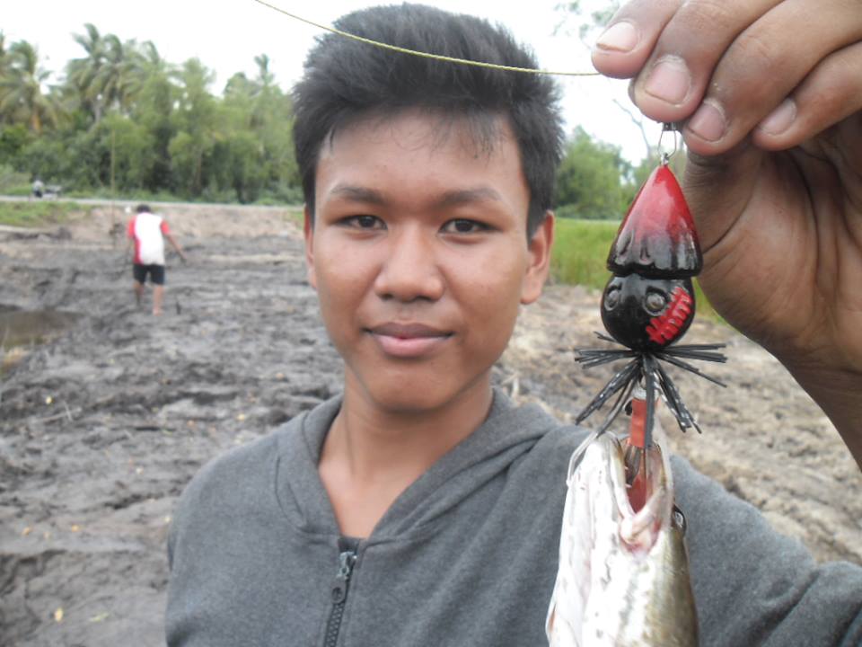 เรียงร้อยถ้อย..ปลา  กับ 'อีกา' ท่าสน