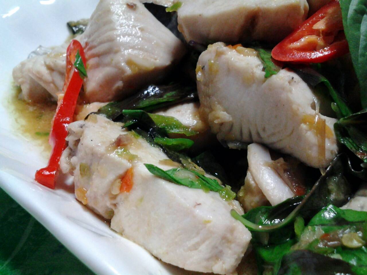 ผัดเผ็ดปลาอินทรี