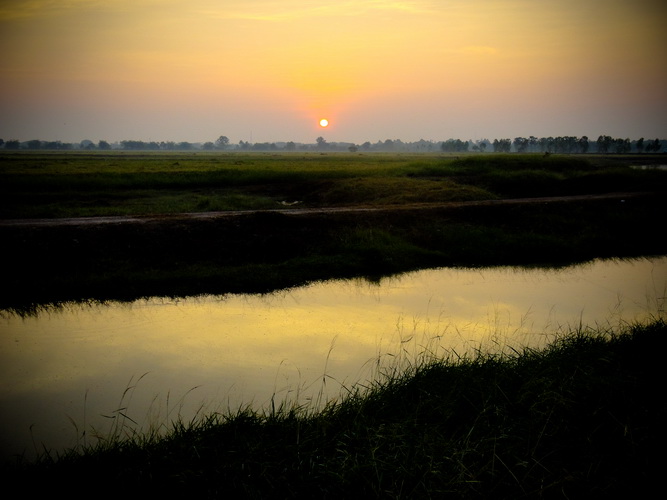 ครึ่งวันมันมันส์ตามสถานการณ์