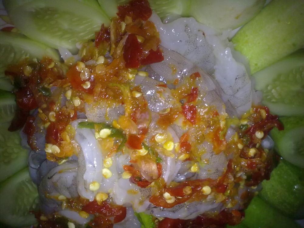 กับแกล้มง่าย ๆ กุ้งแช่น้ำปลา