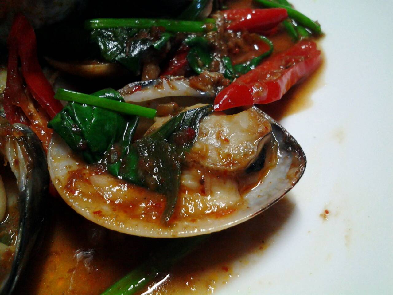 หอยตลับผัดน้ำพริกเผา