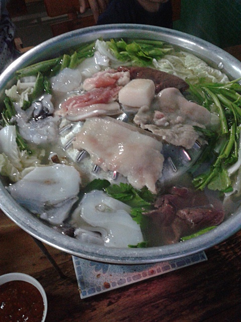 หมู กะทะ ณ.ฐานที่มั้นลานกระบือ