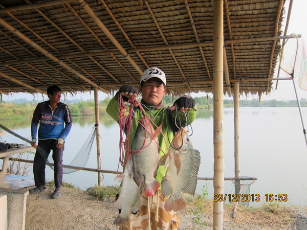 บ่อตกปลาน้องพลอย 2